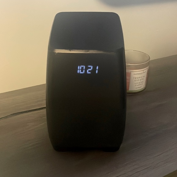 Insignia by Sigvaris Other Insignia Smart Alarm Clockspeaker Poshmark